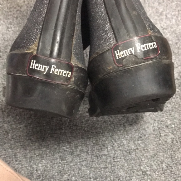 Henry Ferrera - rain boots - Picture 5 of 9